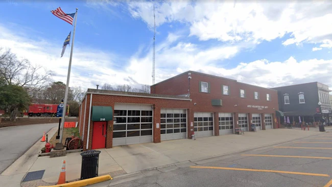 Former firefighters and longtime residents want to preserve the downtown Apex firehouse.