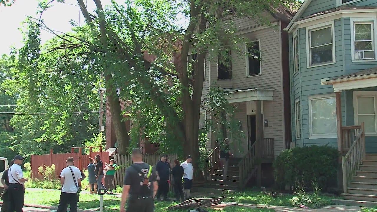Three Chicago Firefighters Critically Injured in Vacant Building Fire