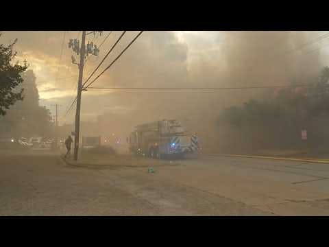 Fort Worth firefighters battle 3-alarm blaze at apartment complex