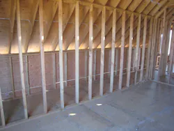 knee wall in attic of house that's under construction