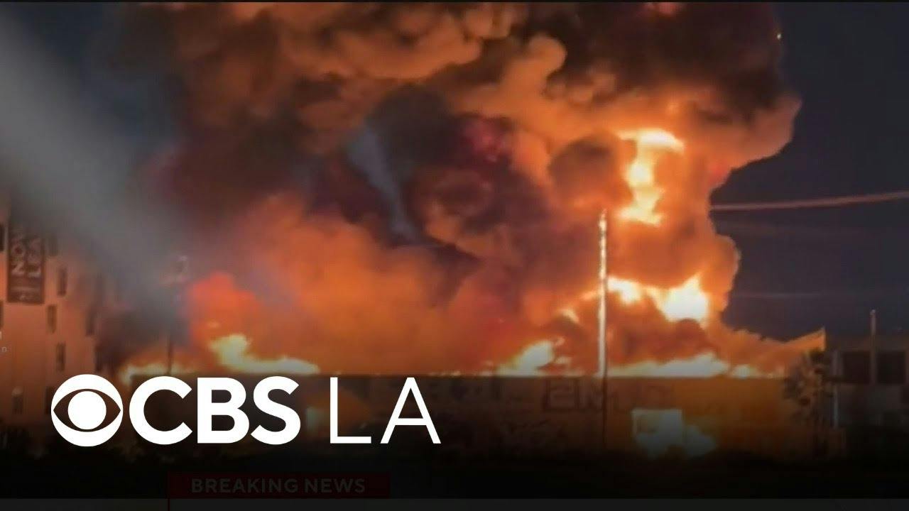 Massive Blaze in Chinatown Battled by Los Angeles Firefighters